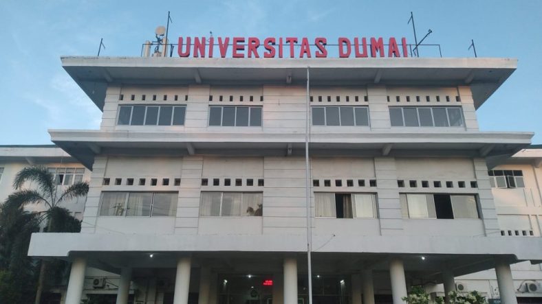 Universitas Terbaik di Kota Dumai Tahun 2023/2024